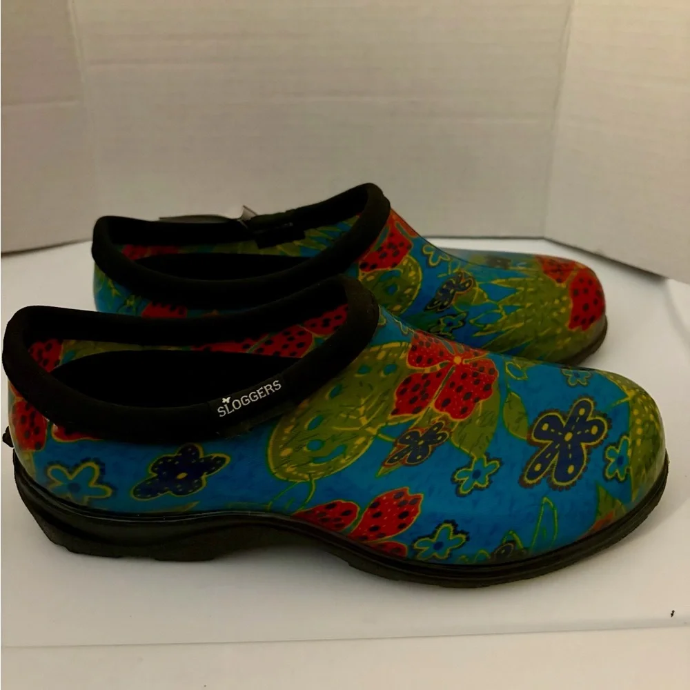 NWT blue floral waterproof rugged outdoor slip on sloggers clogs size 7@ - Picture 1 of 7